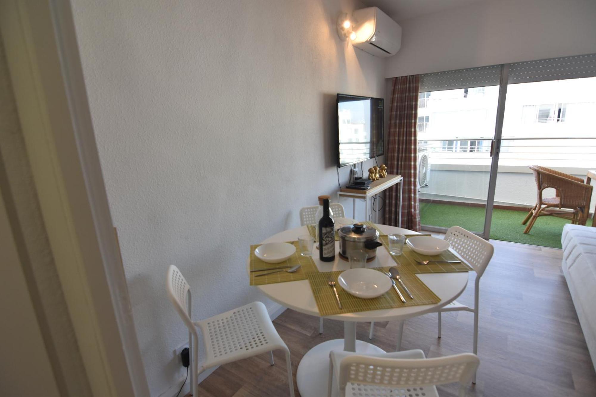 Apartment Rnet - Rhc 3502 Center *